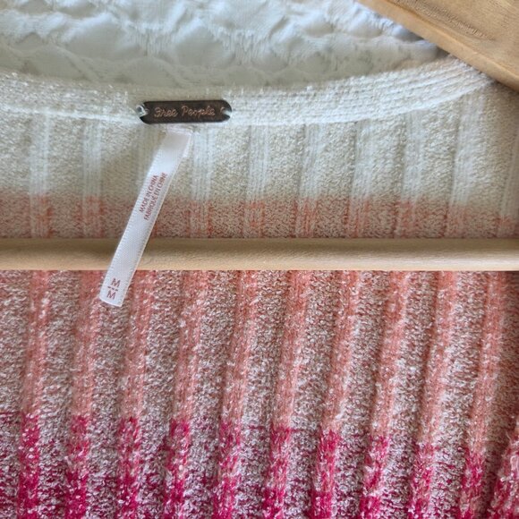 Free People Cute multi-coloured cardigan with tie up sweater. Size Med - Picture 3 of 7